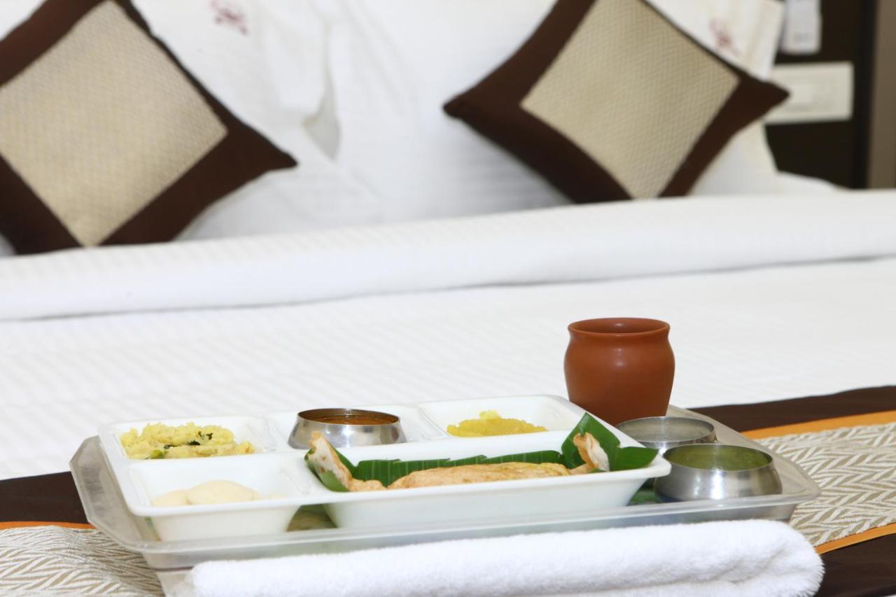 Saibala Transit Hotel Chennai Ngoại thất bức ảnh