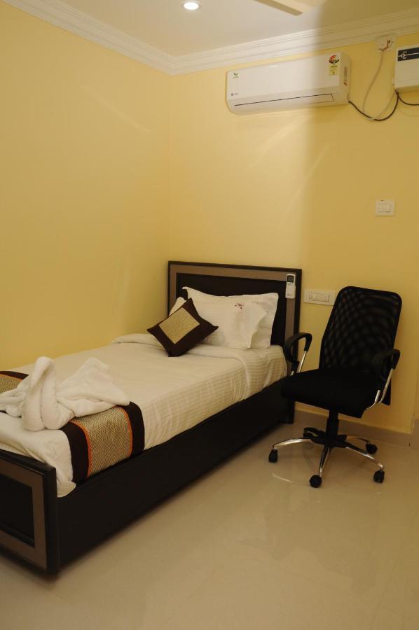 Saibala Transit Hotel Chennai Ngoại thất bức ảnh