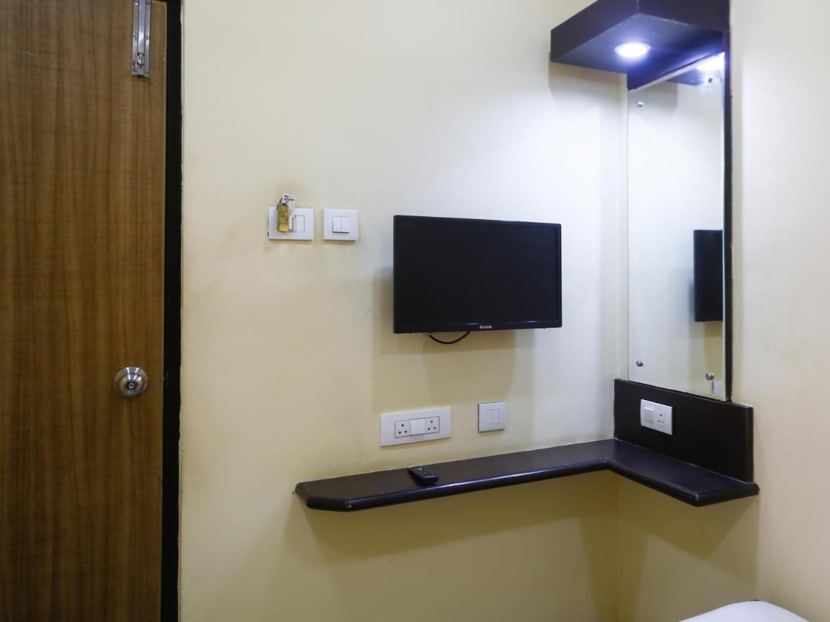 Saibala Transit Hotel Chennai Ngoại thất bức ảnh