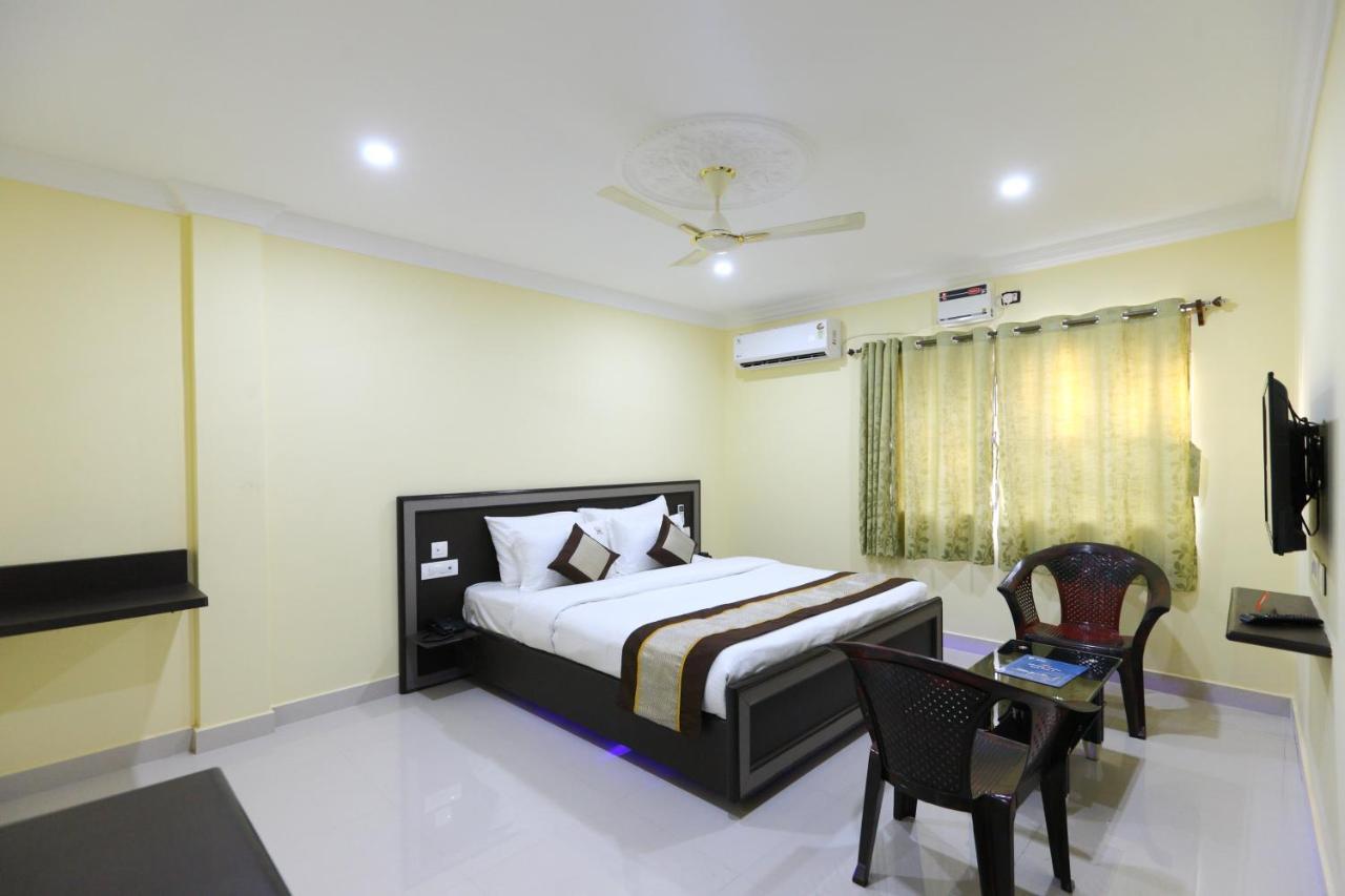 Saibala Transit Hotel Chennai Ngoại thất bức ảnh